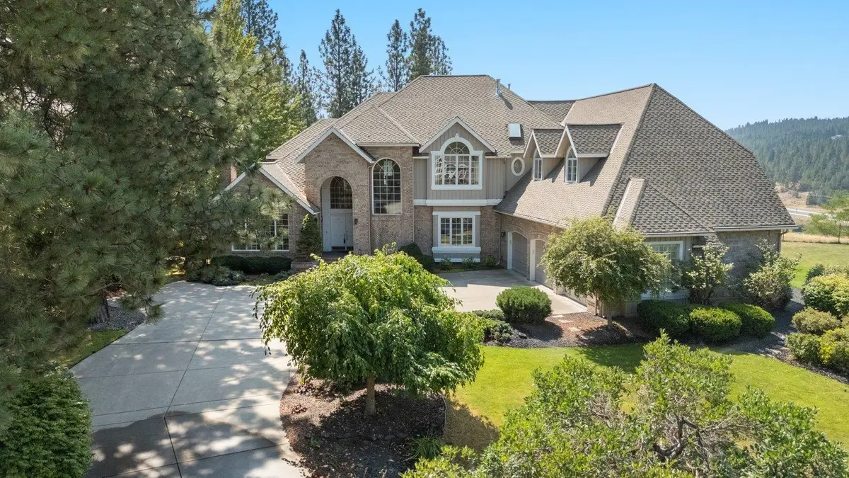 714 E Edenderry Ct, Spokane, WA 99223 - #1