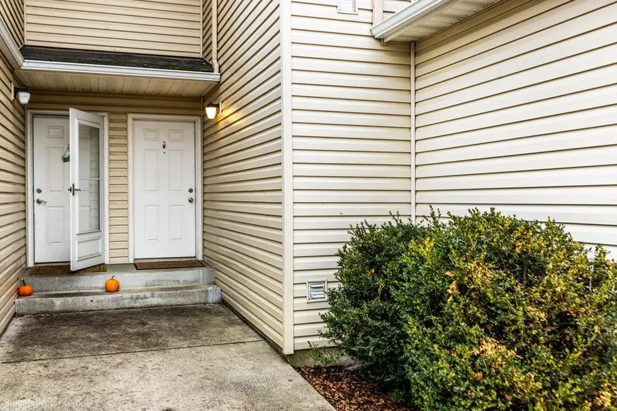 11212 E 4th Ave, Spokane Valley, WA 99206 - #2