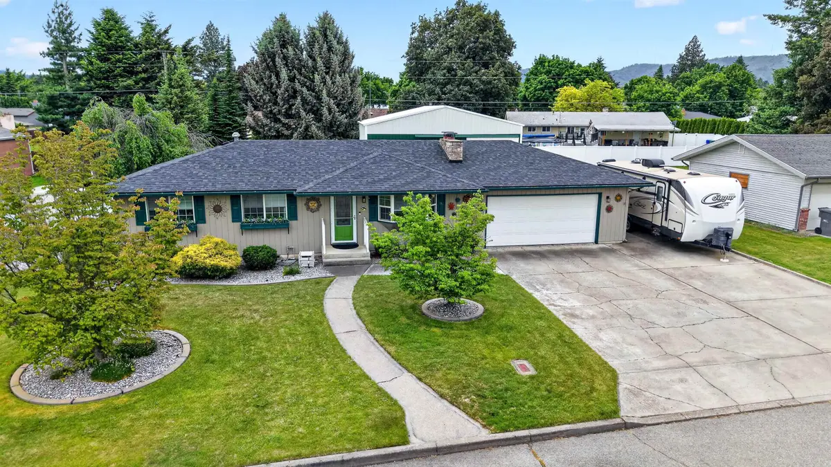11922 25th Ave, Spokane Valley, WA 99206 - #1