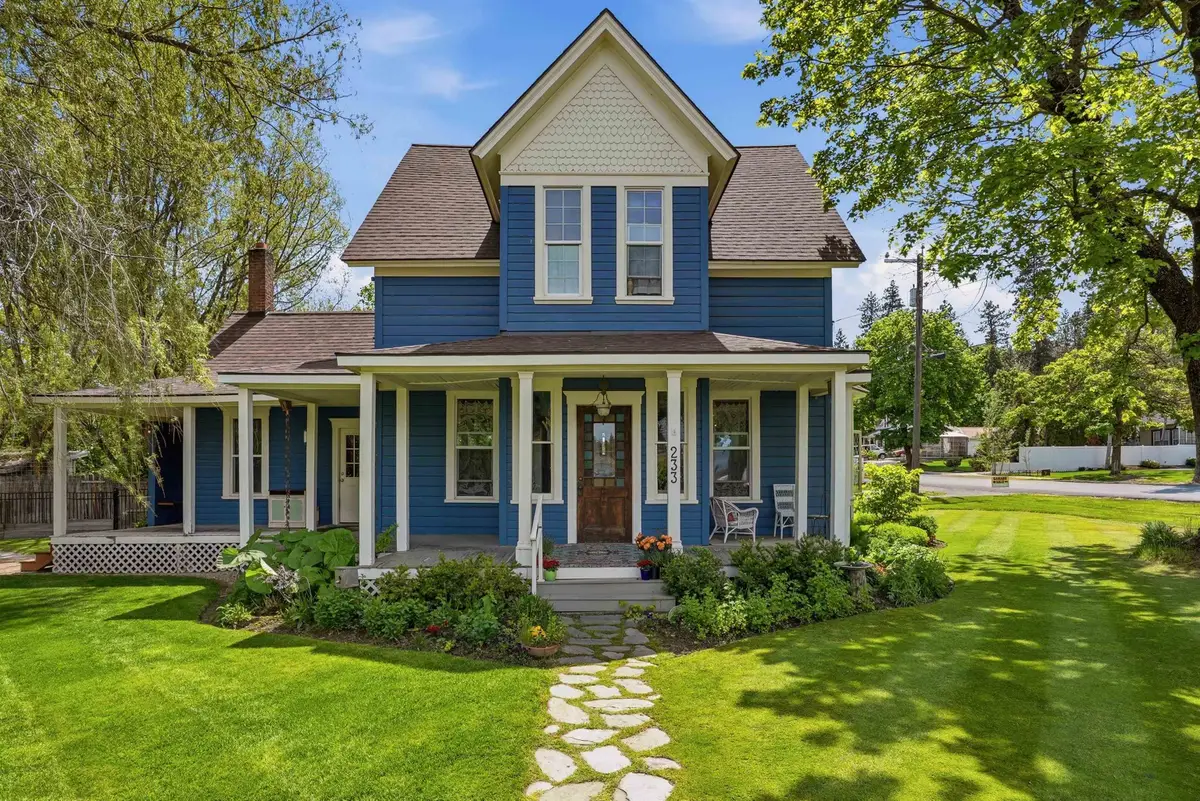 233 W Pacific St, Rockford, WA 99030 - #1