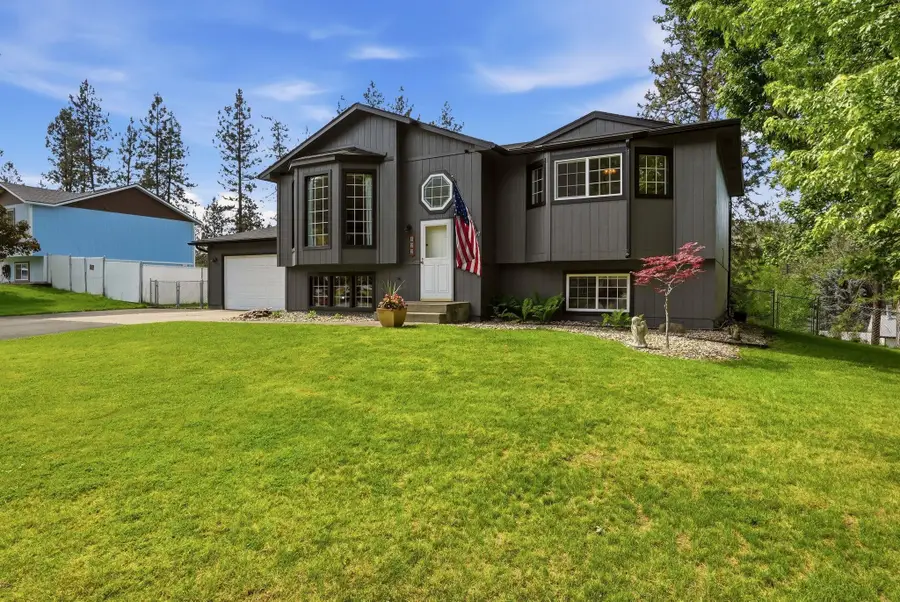 122 E Wynot Dr, Nine Mile Falls, WA 99026 - #2