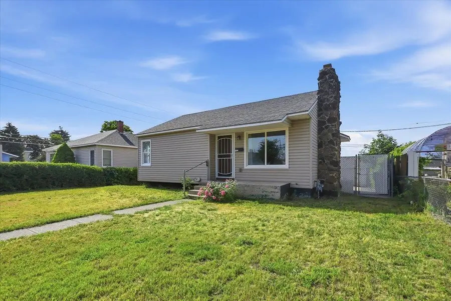 1324 E Kiernan Ave, Spokane, WA 99207 - #3