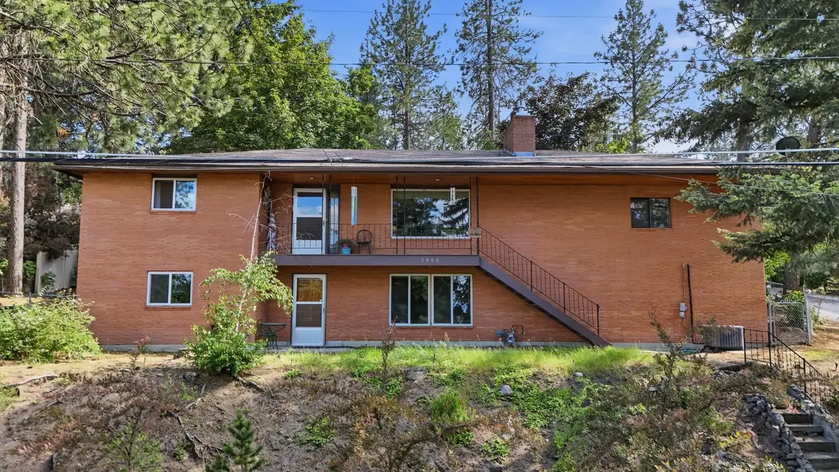 3806 E 17th Ave, Spokane, WA 99223 - #1