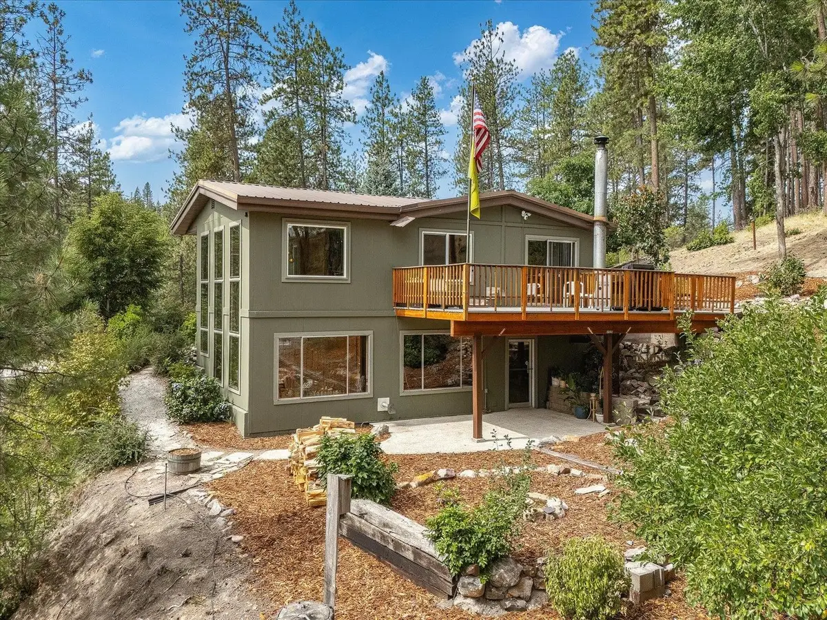 3129 Wrights Valley Rd, Chewelah, WA 99109 - #1