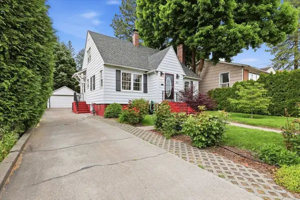 1916 S Bernard St, Spokane, WA 99203