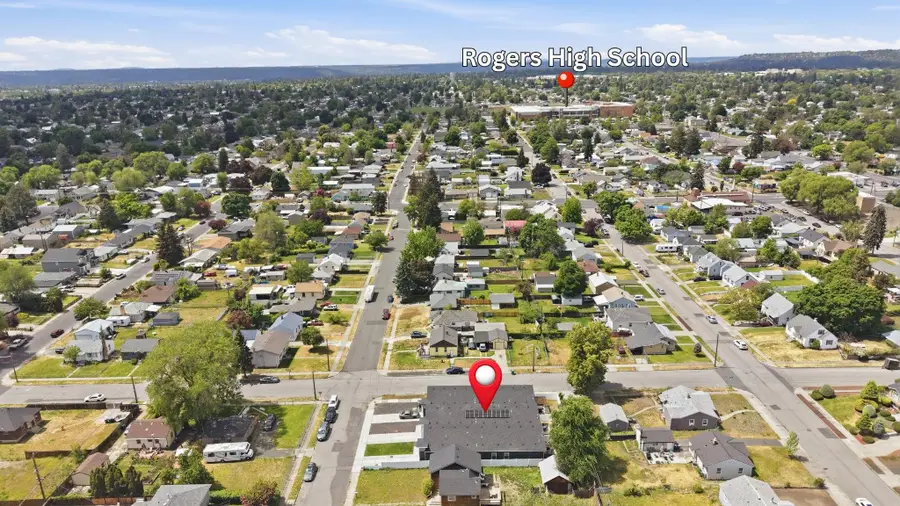 2303 E Longfellow Ave, Spokane, WA 99207 - #2