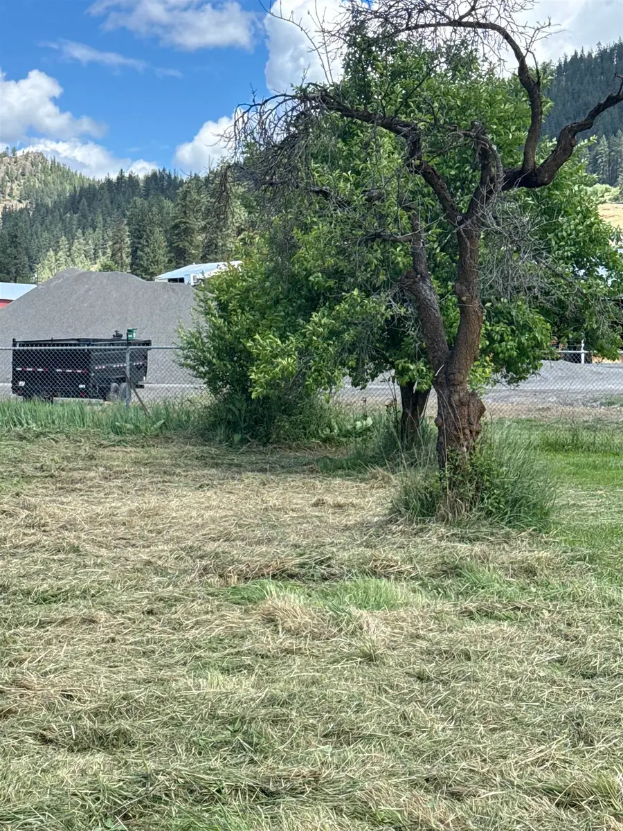 474 W 9th St, Colville, WA 99114 - #2