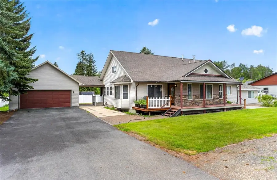1005 N 3rd E St, Chewelah, WA 99109 - #3