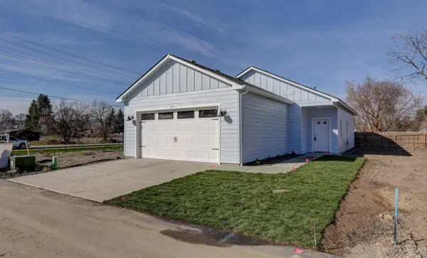 407 N Martini Ln, Spokane Valley, WA 99206