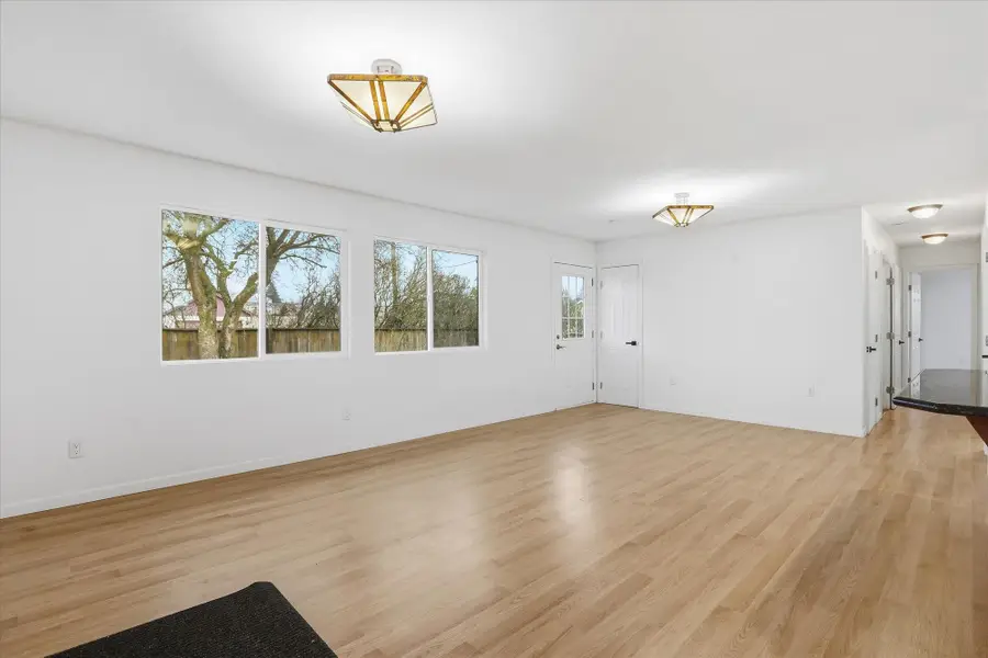 50 Sinclair St, Davenport, WA 99122 - #3