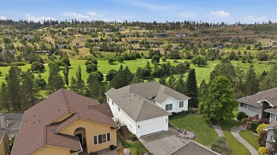 12102 S Troon Ln, Spokane, WA 99223 - #2