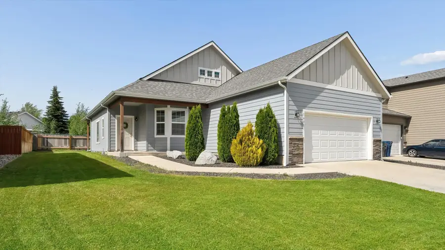 1601 E Marilyn Cir, Deer Park, WA 99006 - #2