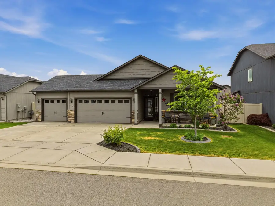 716 Osprey Dr, Cheney, WA 99004 - #2