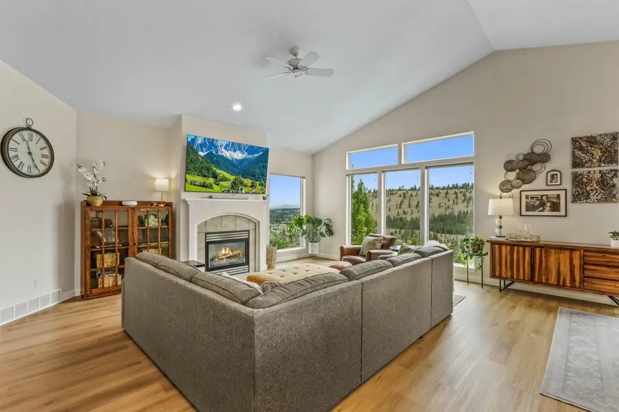 5021 S Lincoln Way, Spokane, WA 99224 - #3