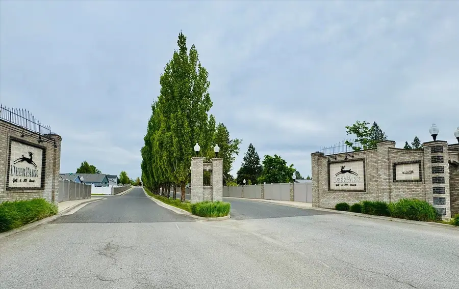 1013 N Country Club Dr, Deer Park, WA 99006 - #2