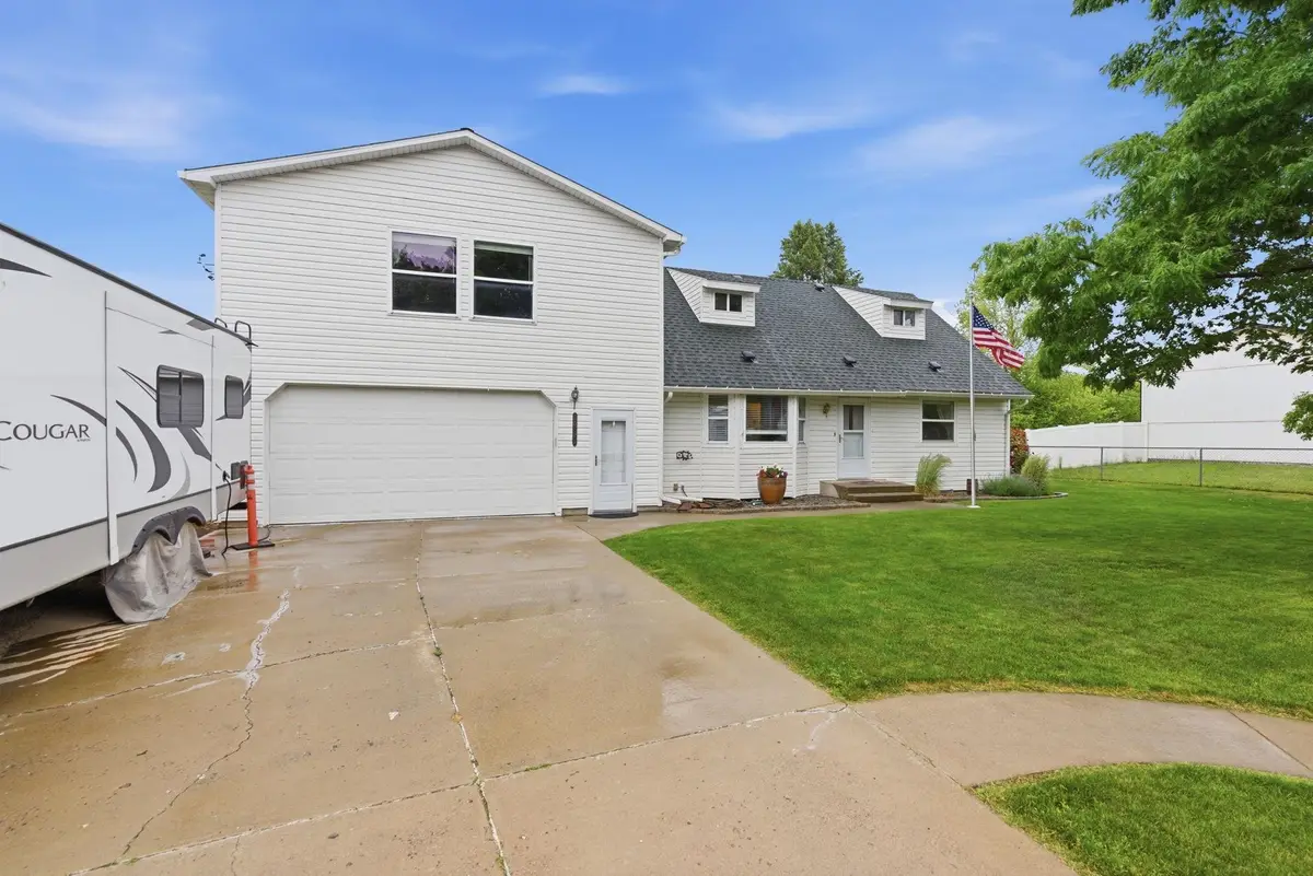 26821 E Eastland Ave, Newman Lake, WA 99025 - #1