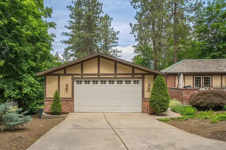 2107 E 16th Ave, Spokane, WA 99203 - #2