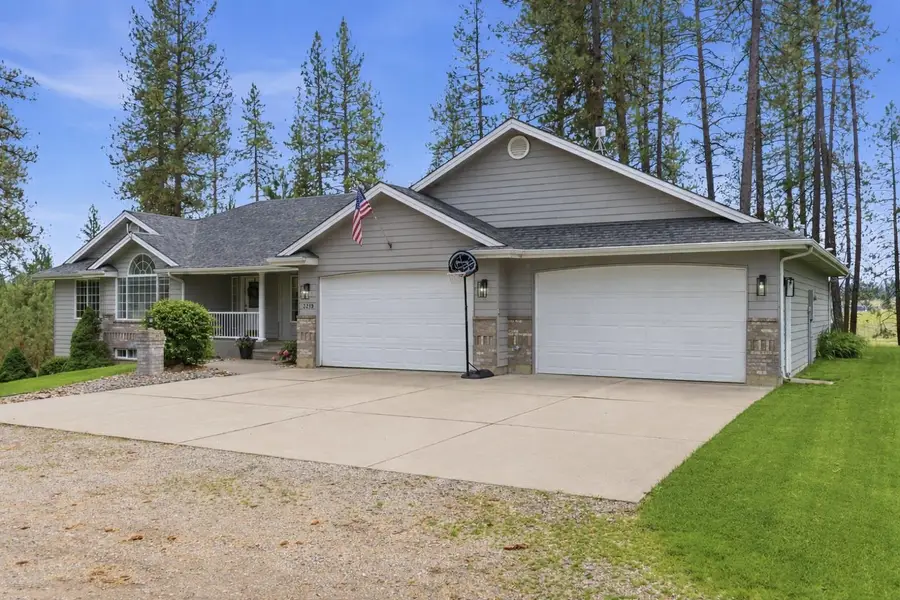 3219 W Packmule Ln, Deer Park, WA 99006 - #2