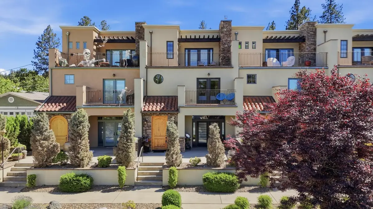 314 E 10th Ave, Spokane, WA 99202 - #1
