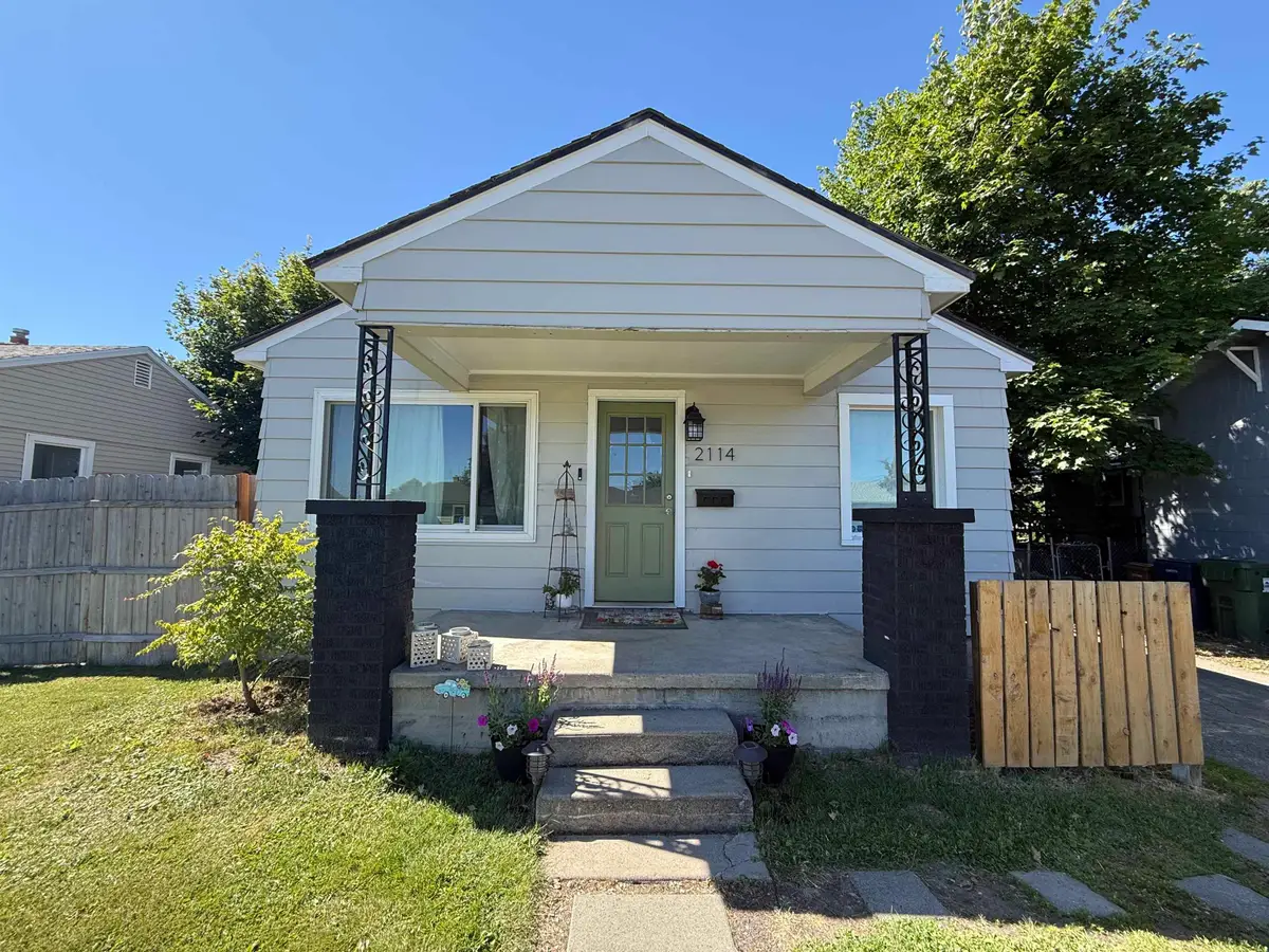 2114 E Rowan Dr, Spokane, WA 99207 - #1