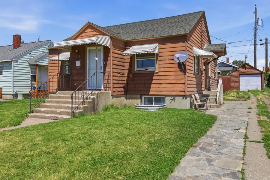 917 E Glass Ave, Spokane, WA 99207 - #3