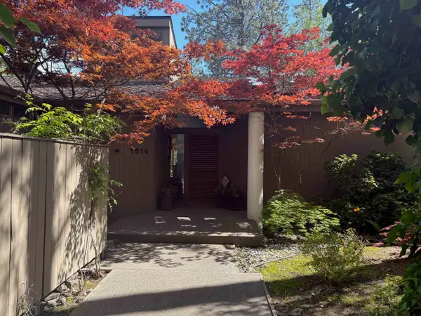 1514 E South Ridge Dr, Spokane, WA 99223