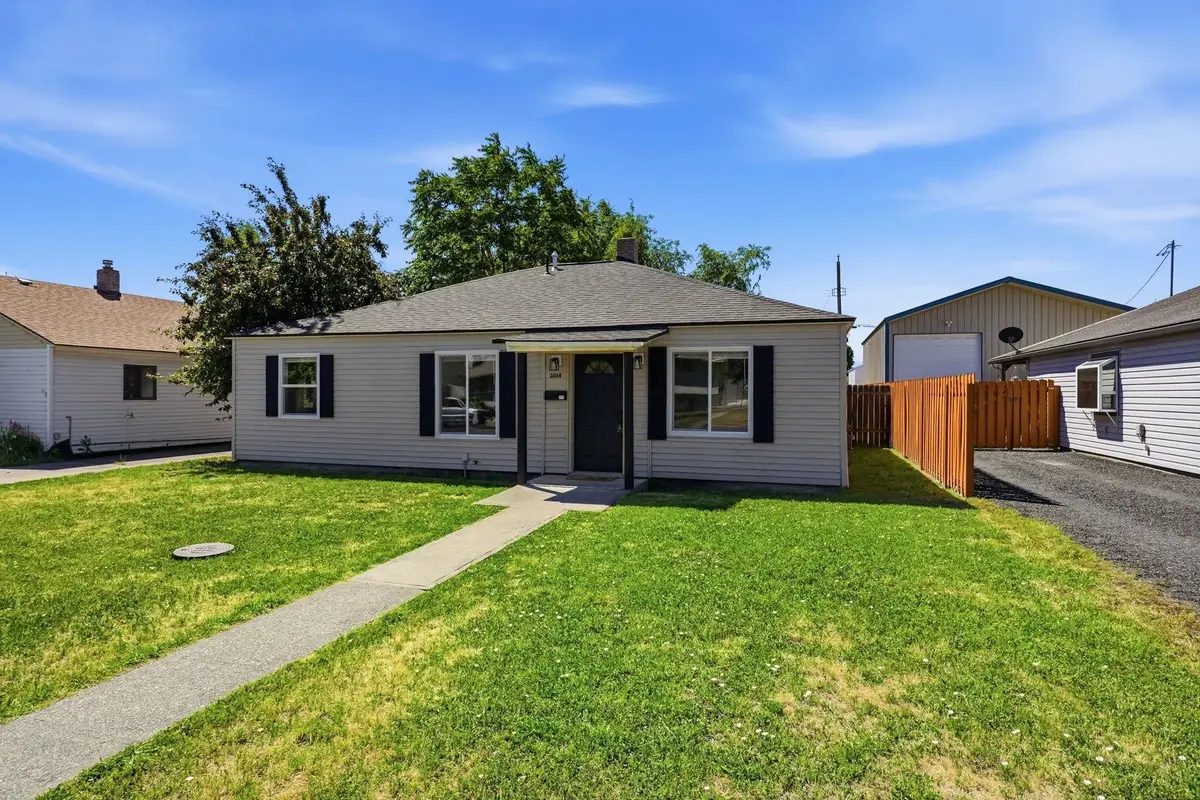 3014 E Ermina Ave, Spokane, WA 99207 - #1