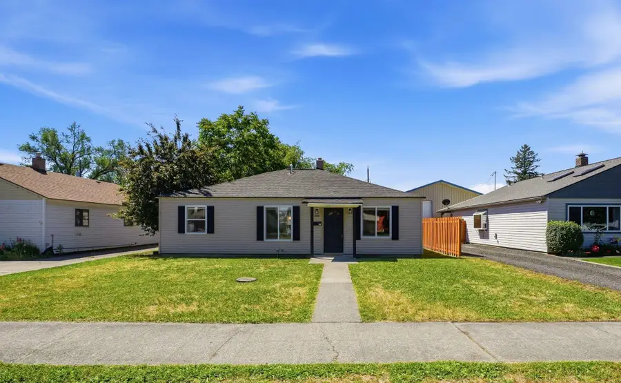 3014 E Ermina Ave, Spokane, WA 99207 - #2