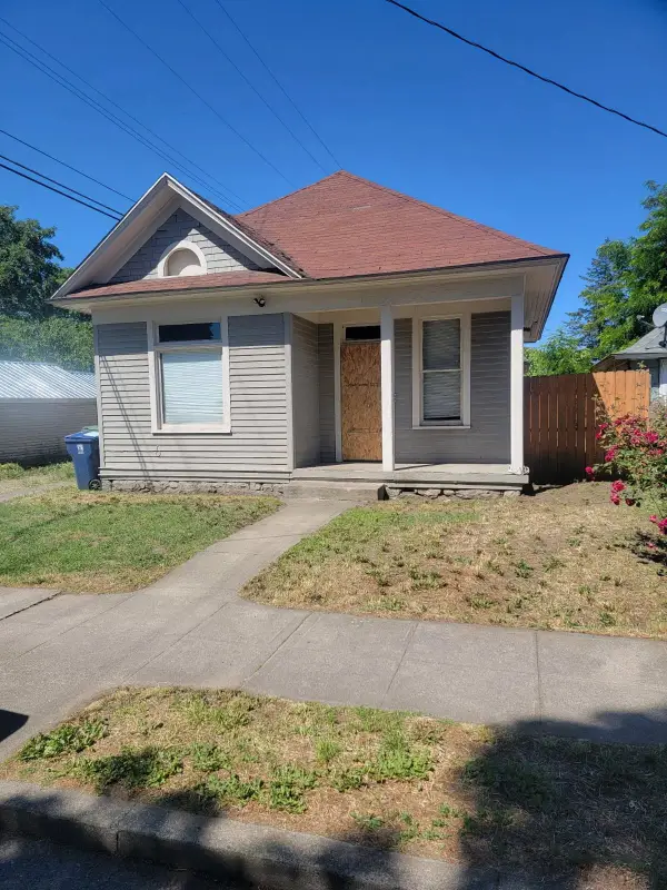 1815 N Adams St, Spokane, WA 99205