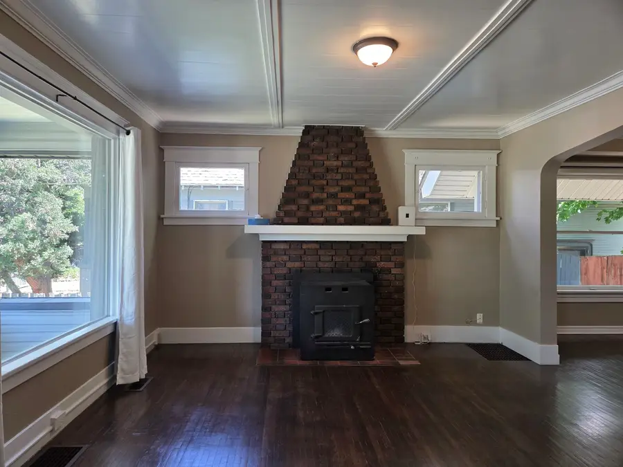 516 E Ermina Ave, Spokane, WA 99207 - #3