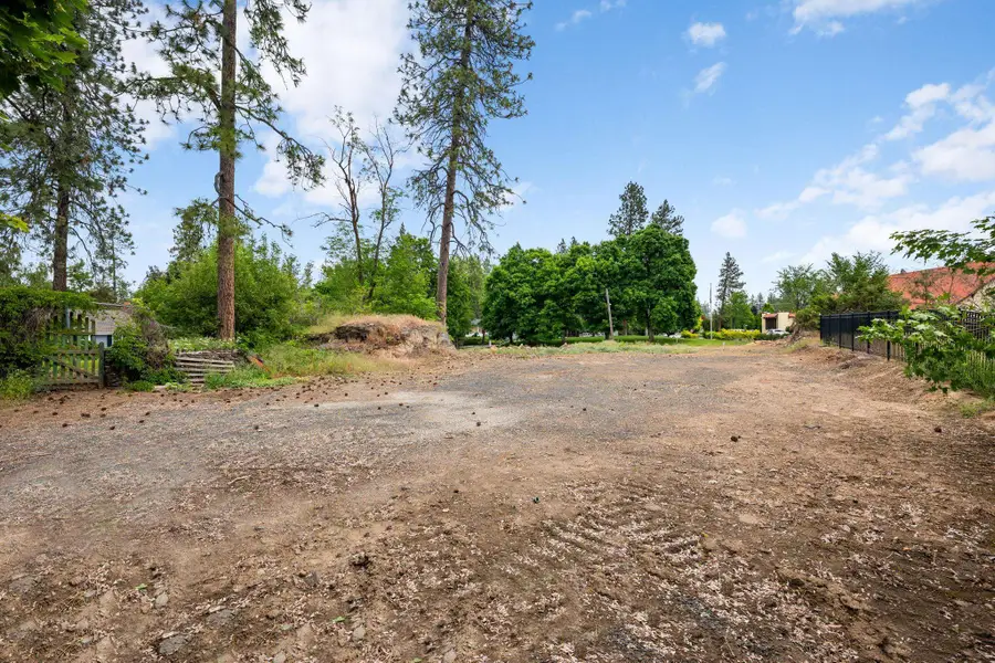 2463 S Garfield Rd, Spokane, WA 99203 - #3