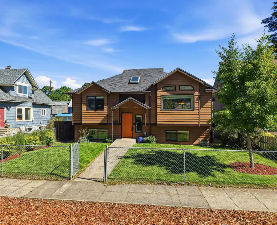 1208 W Spofford Ave, Spokane, WA 99205 - #2