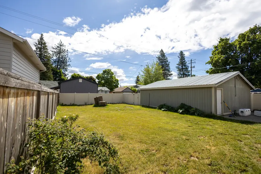 6110 N Calispel St, Spokane, WA 99205 - #3