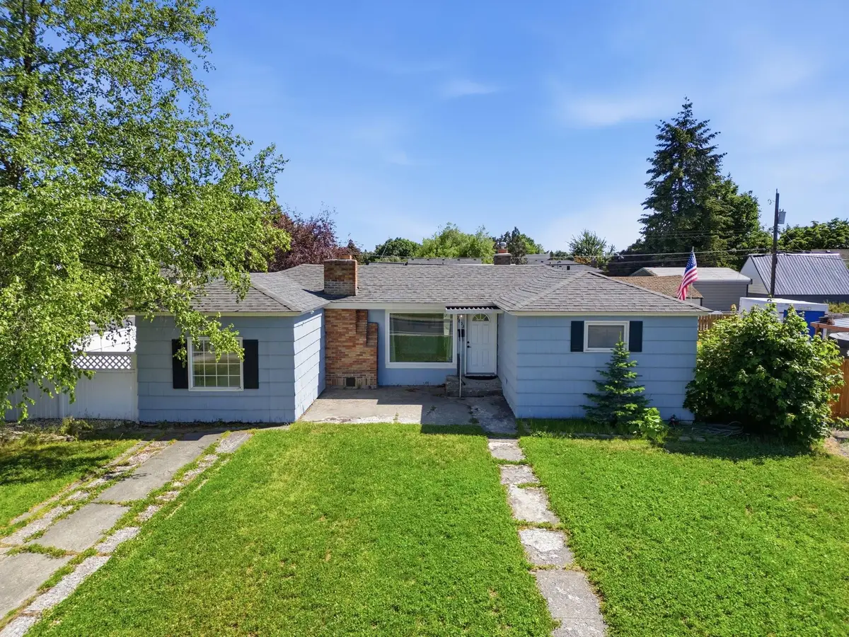 2803 W Rowan Ave, Spokane, WA 99205 - #1
