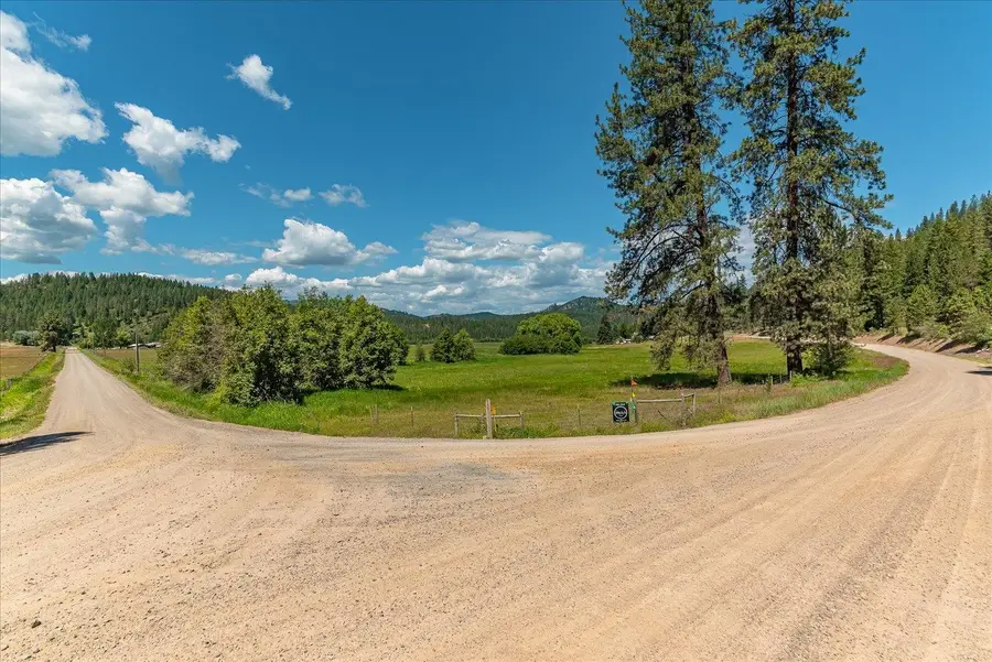 29xx Red Marble Rd, Chewelah, WA 99109 - #2