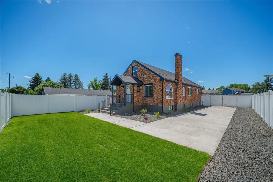 1005 S Century Rd, Spokane Valley, WA 99037 - #3