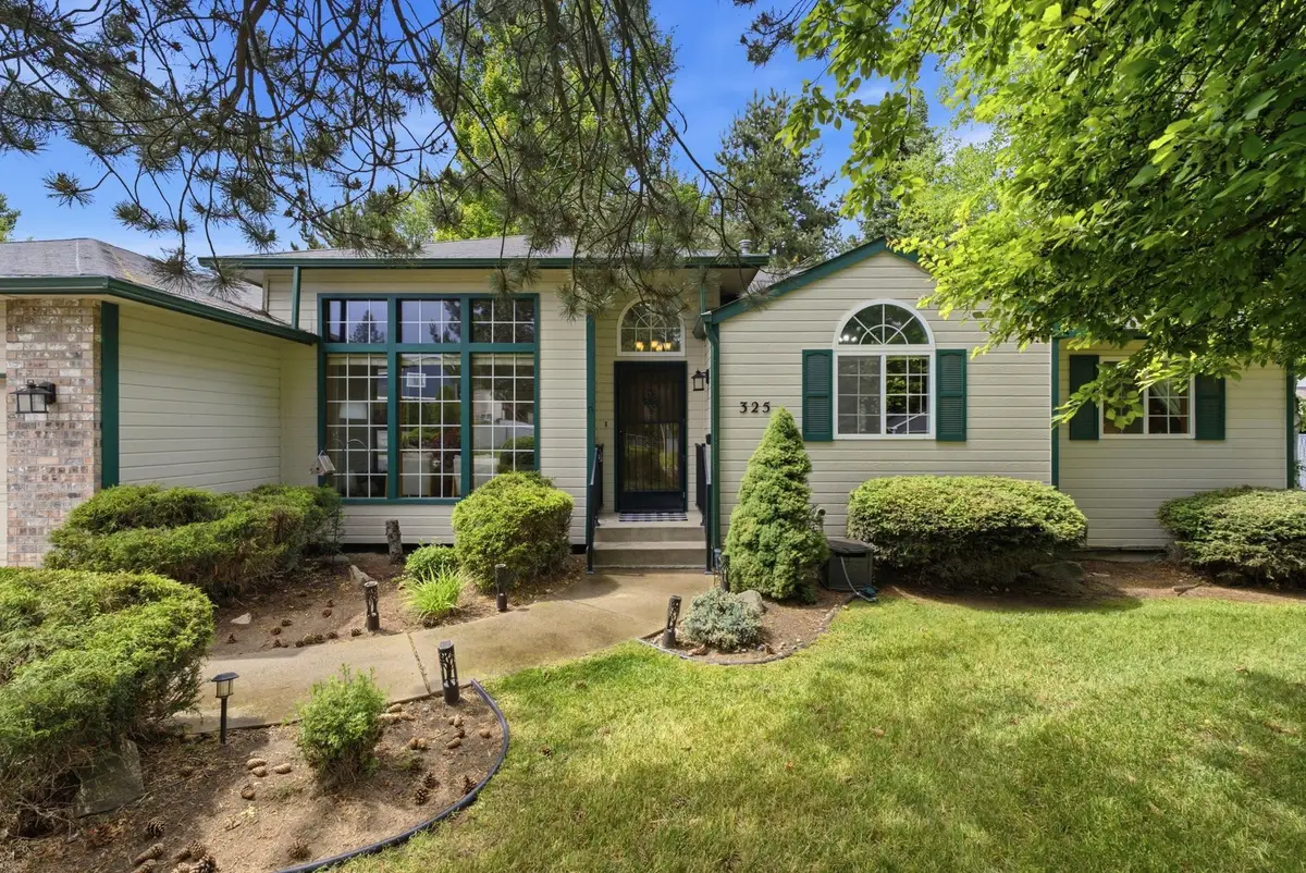325 E Piper Glen Ct, Colbert, WA 99005 - #1