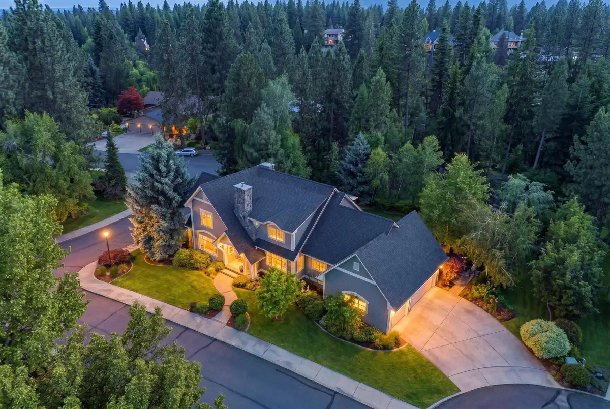 2024 S Overbluff Ct, Spokane, WA 99203 - #1