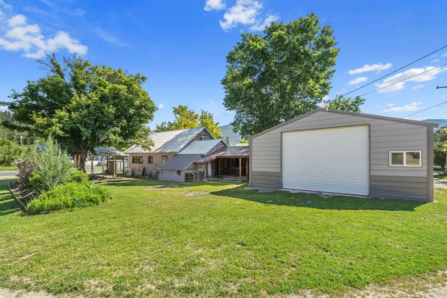 409 Houghton St, Ione, WA 99139 - #2