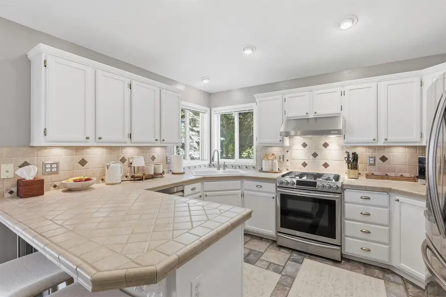 14918 N Mckinnon Ct, Mead, WA 99021 - #3