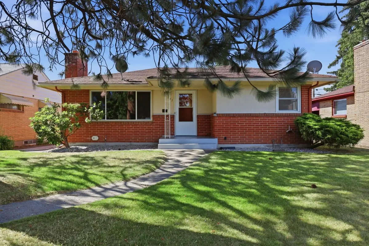 511 W Columbia Ave, Spokane, WA 99205 - #1