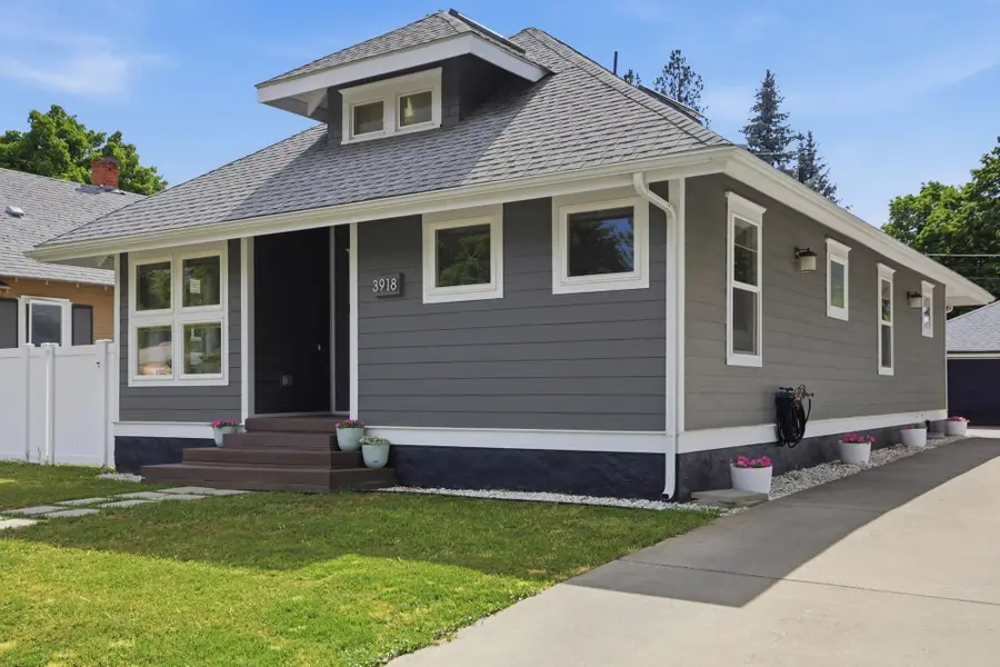 3918 S Grand Blvd, Spokane, WA 99203 - #2