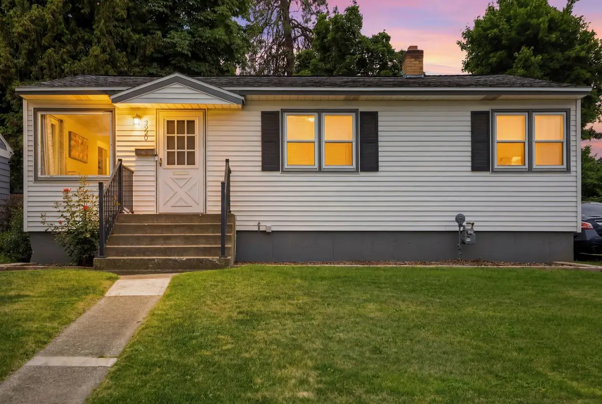 3220 E 19th Ave, Spokane, WA 99223 - #1