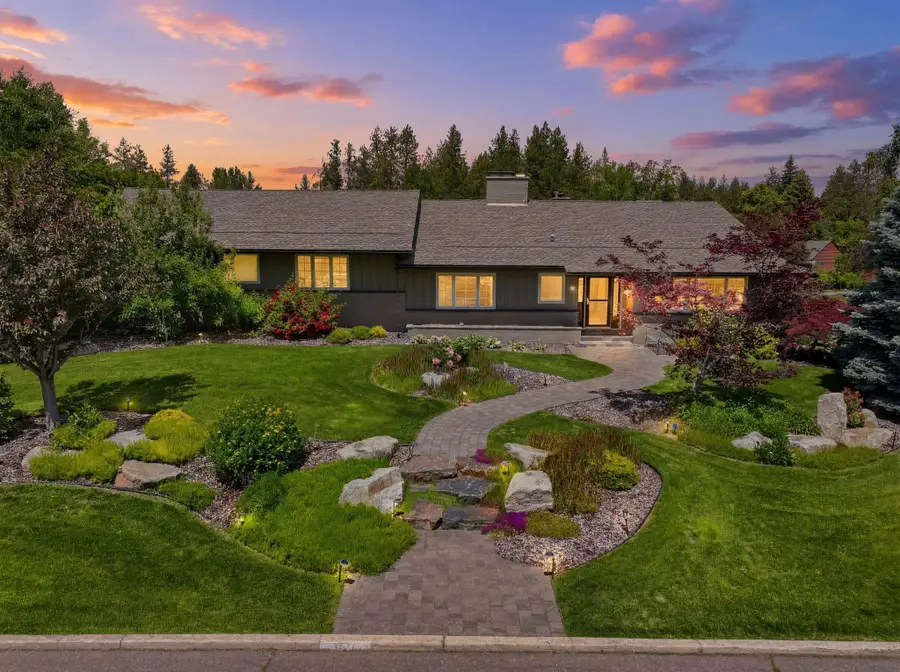 1527 E Woodcliff Rd, Spokane, WA 99203 - #2