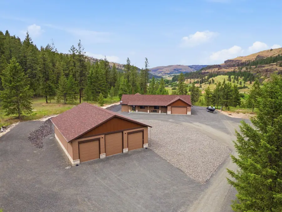 34951 Sharptail Ln, Davenport, WA 99122 - #3
