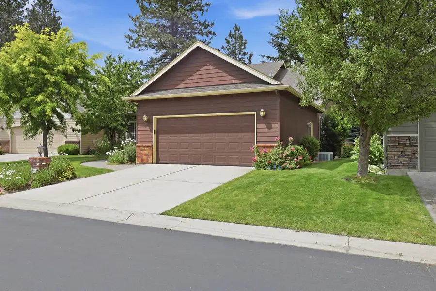 1511 E 54th Ln, Spokane, WA 99223 - #3