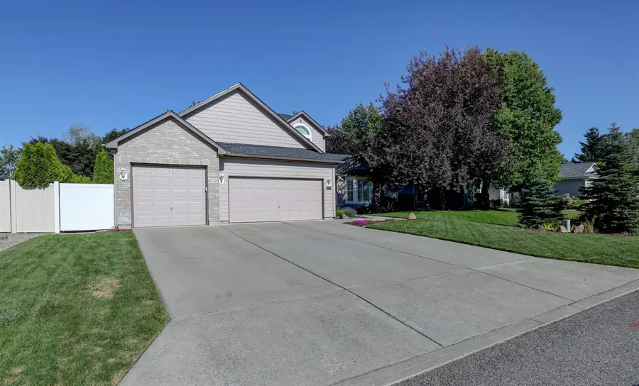 1621 S Rotchford Dr, Veradale, WA 99037 - #3