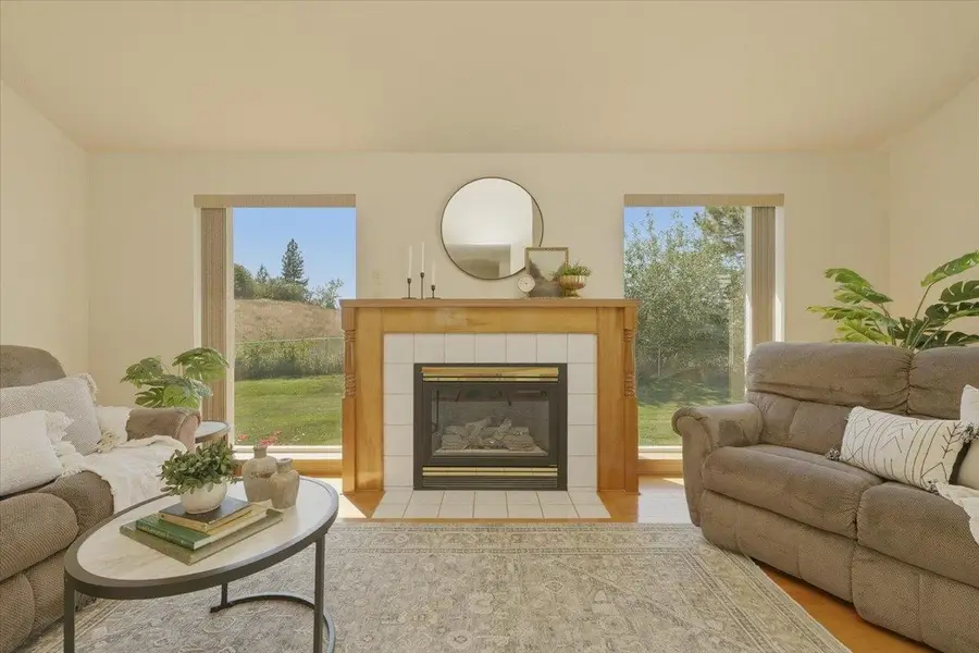 3403 E Buckley Ct, Mead, WA 99021 - #3