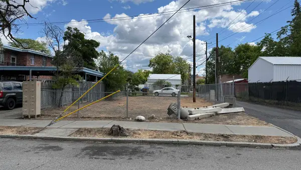 5216 N Regal St, Spokane, WA 99217