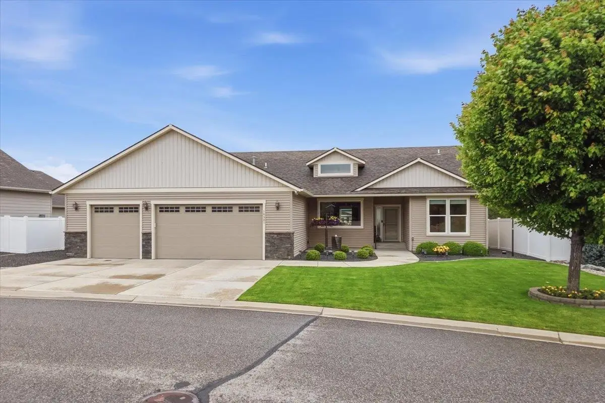 16507 E 10th Ln, Spokane Valley, WA 99037 - #1